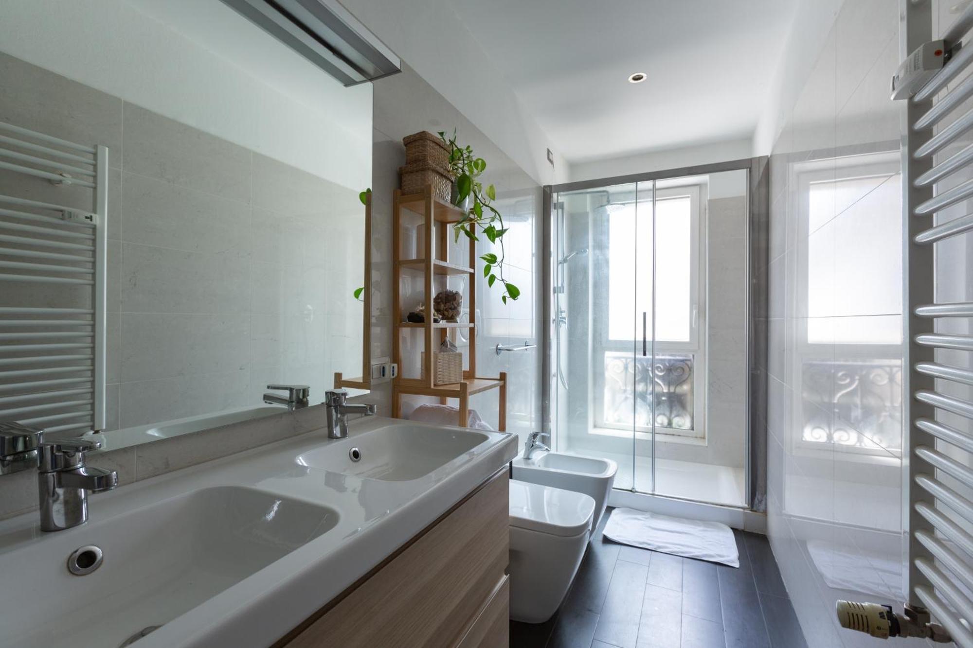 Moscova Cosy Apartment Милано Екстериор снимка